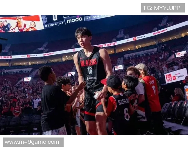 杨瀚森仍未登场机会静心练习期待未来表现提升