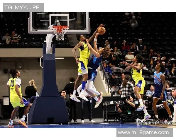 快船半场篮板仅9个开拓者命中率超六成展现强大火力 快船半场篮板仅9个开拓者命中率超六成展现强大火力