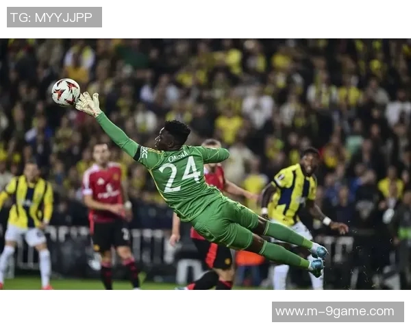 曼联全队表现出色拉什福德霍伊伦双双进球奥纳纳零封对手