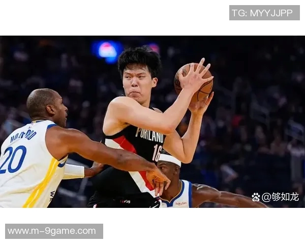 狄龙上半场表现抢眼8中3贡献7分1板3助2断成功对抗杨瀚森